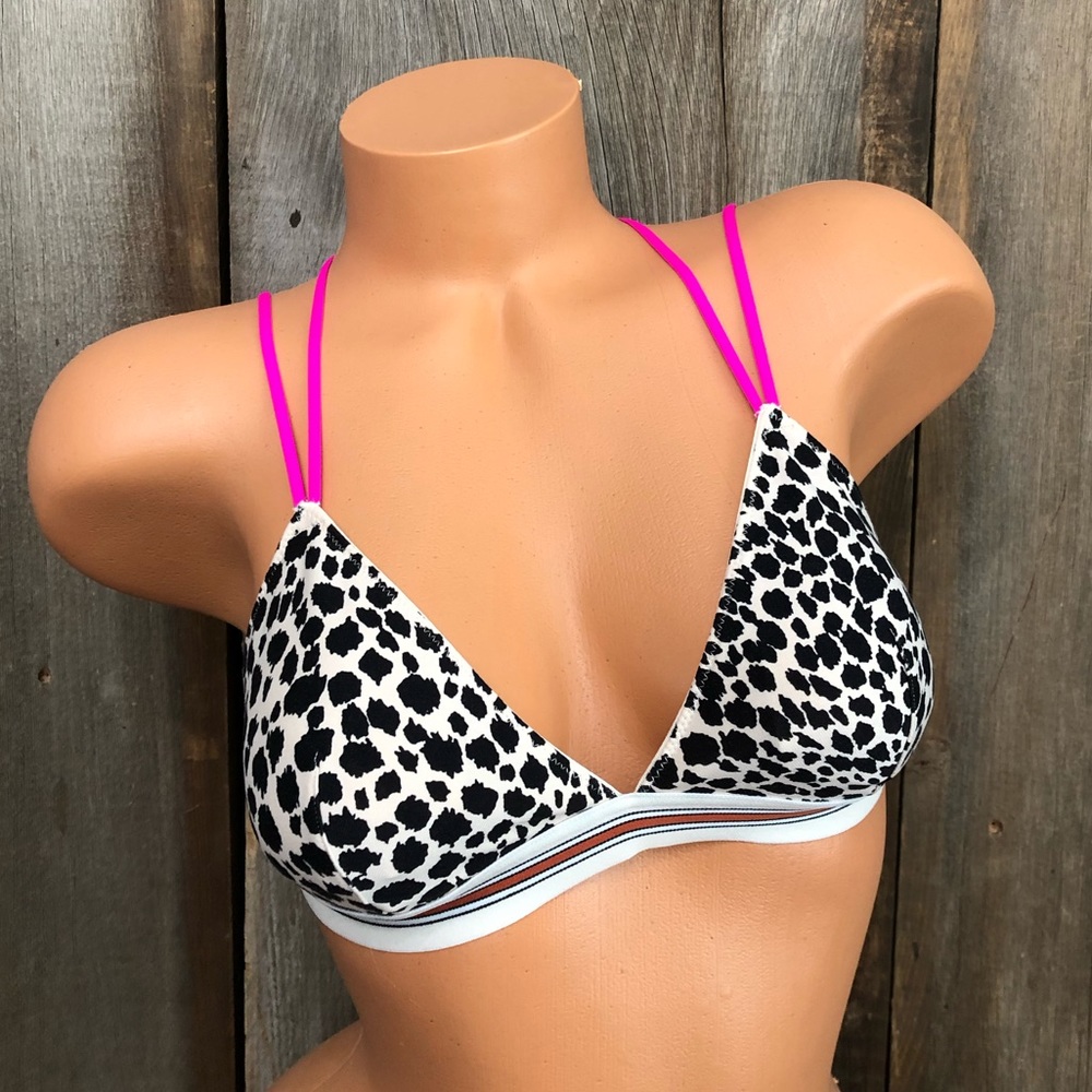 2016 NWOT Victoria’s Secret Strappy Bralette in Animal Print Size Small